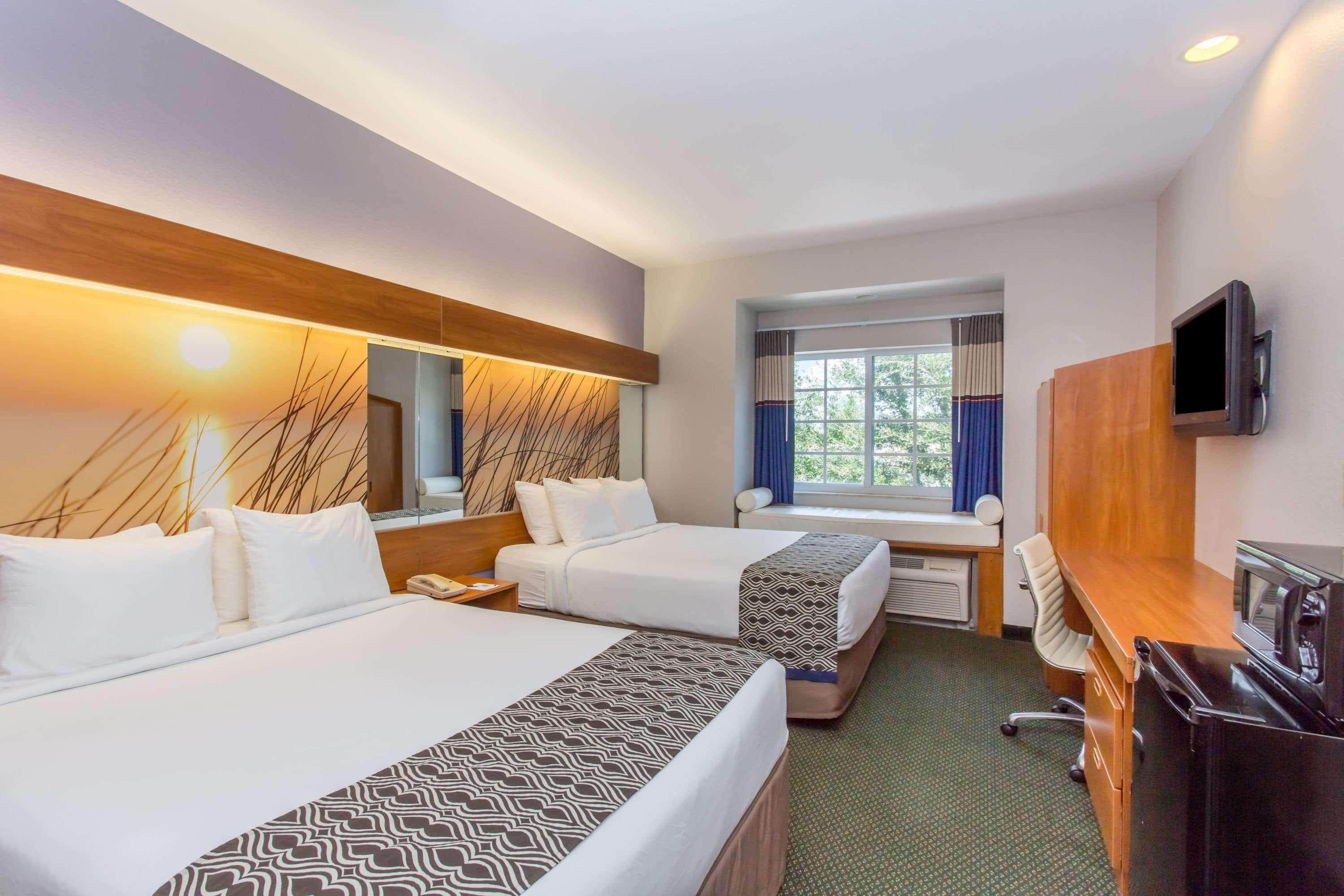 Microtel Inn & Suites By Wyndham Port Charlotte Punta Gorda Exteriör bild