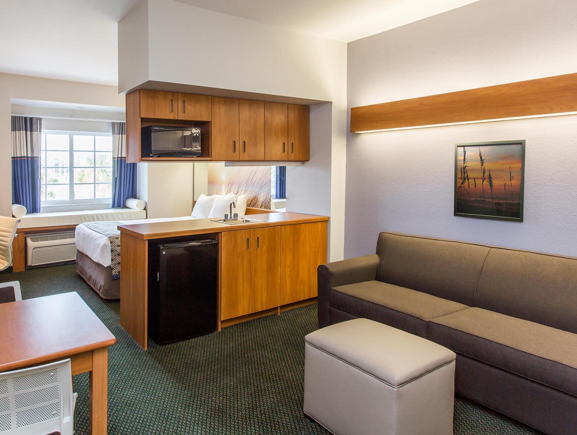 Microtel Inn & Suites By Wyndham Port Charlotte Punta Gorda Exteriör bild