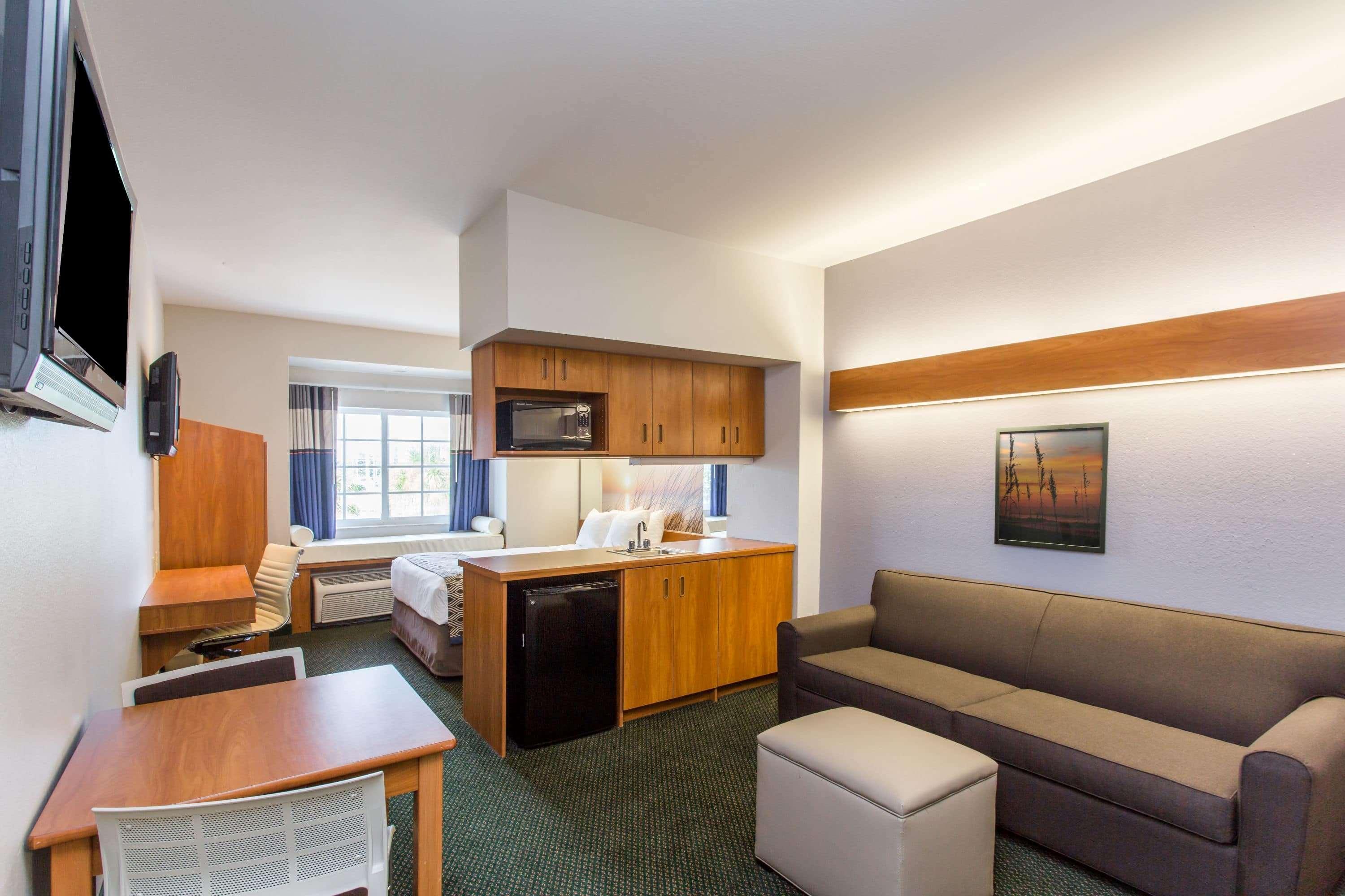 Microtel Inn & Suites By Wyndham Port Charlotte Punta Gorda Exteriör bild